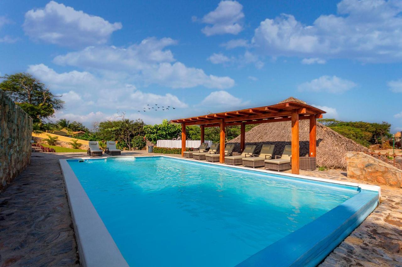 Villas & Resort Luz De Luna Santa Cruz Huatulco Exterior foto